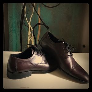 Men’s dress shoe.
